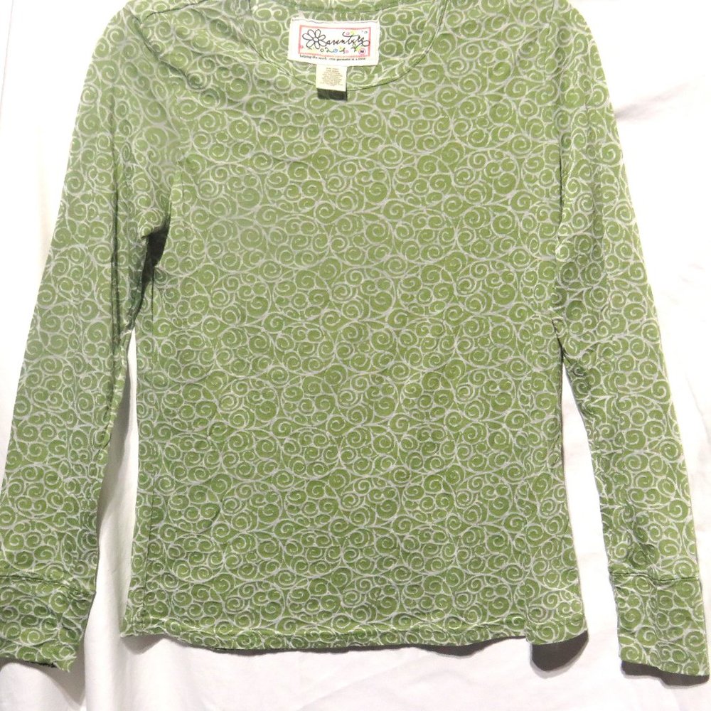 Green long-sleeved tee with grey designs, Aventura, medium